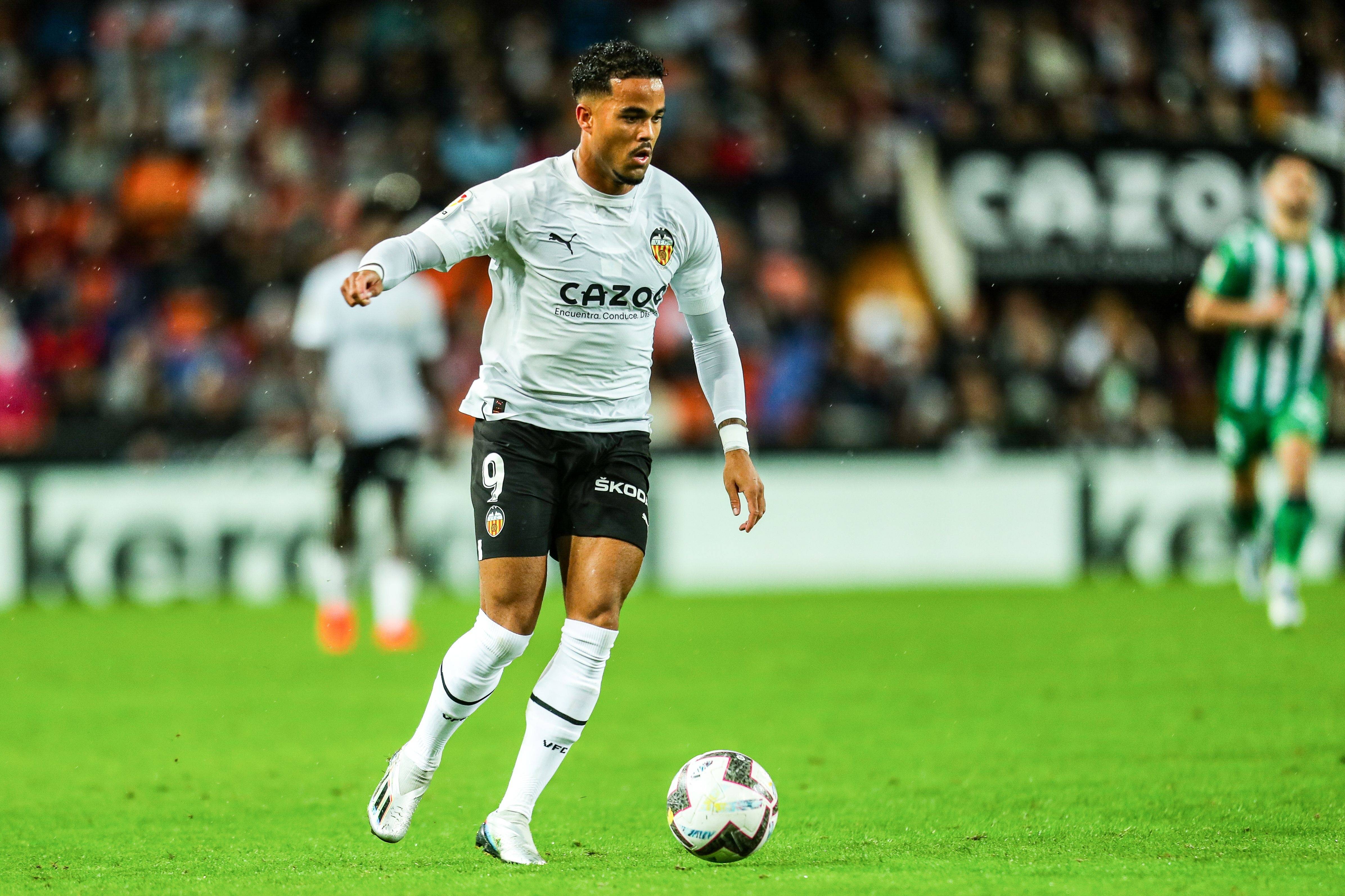 爱游戏app下载包含今夜德甲焦点战，马德里竞技状态回暖，气氛紧张，细节决定成败的词条