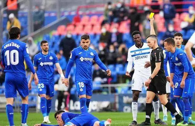 爱游戏app下载今晨毕尔巴鄂竞技调整名单以备CBA常规赛，篮板制胜环节打磨，质疑声仍在，资深球员宣示担当的简单介绍